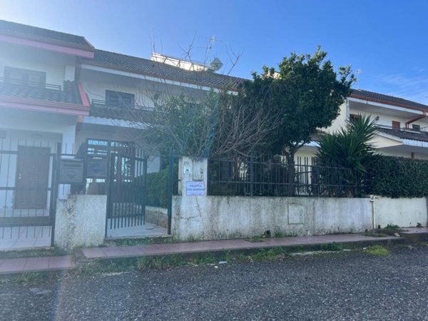 casa indipendente in vendita a Vibo Valentia
