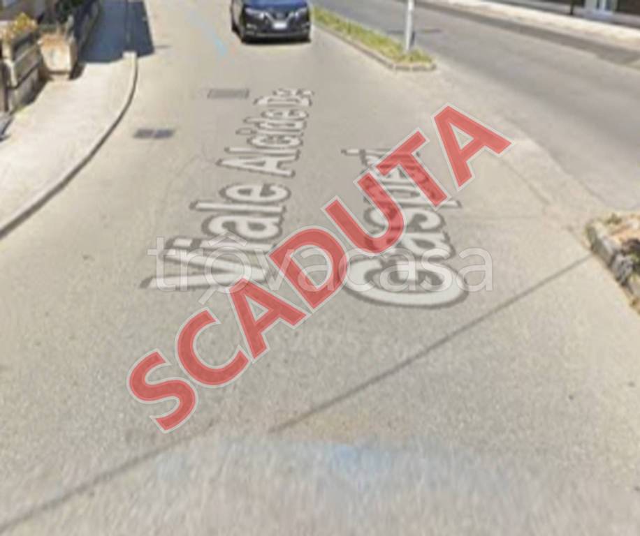 locale commerciale in vendita a Vibo Valentia