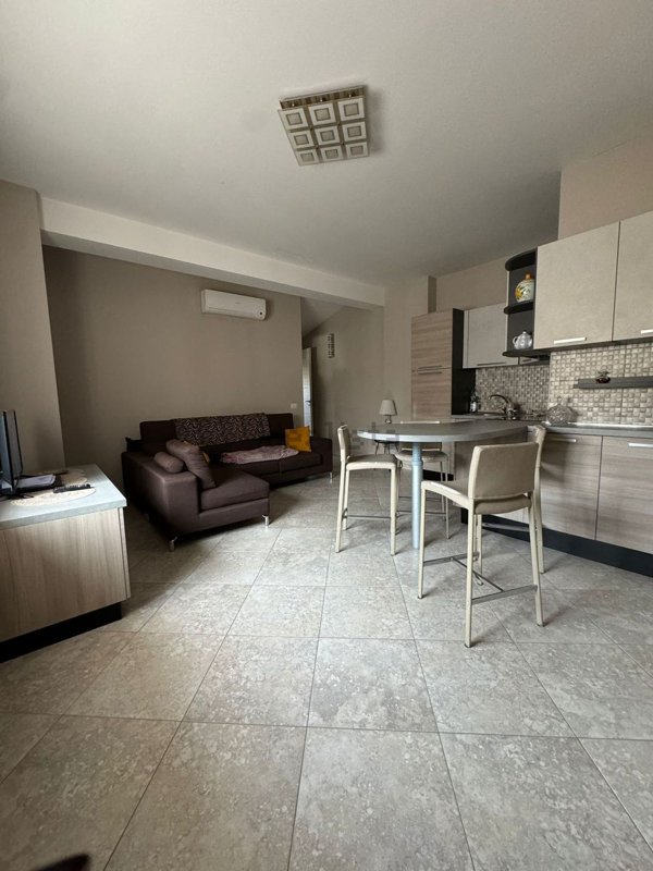 appartamento in vendita a Vibo Valentia in zona Centro Città