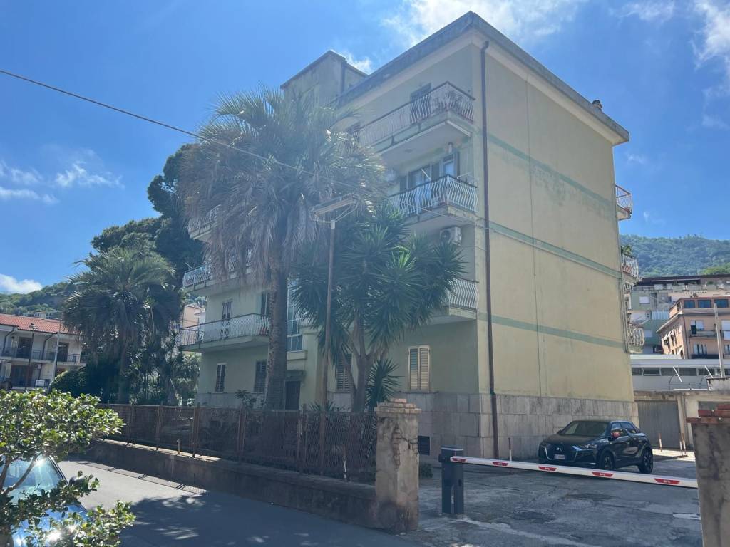 appartamento in vendita a Vibo Valentia in zona Vibo Marina