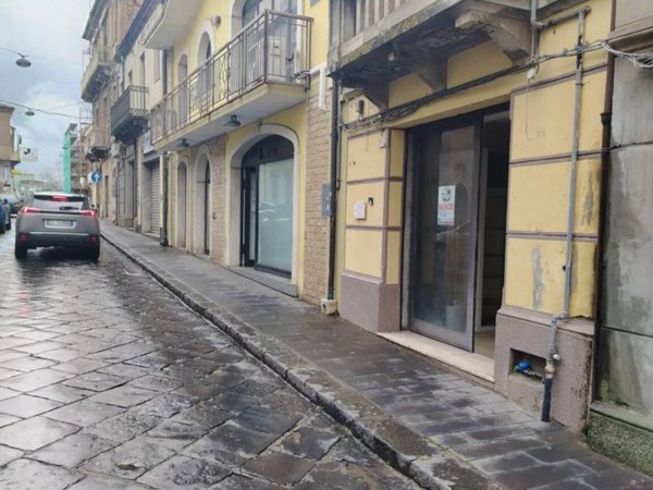 negozio in vendita a Vibo Valentia