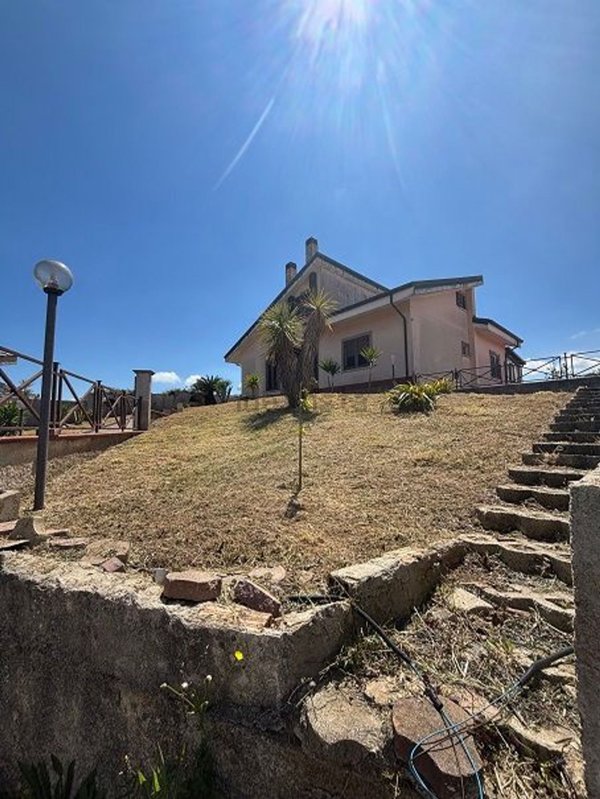 casa indipendente in vendita a Vibo Valentia