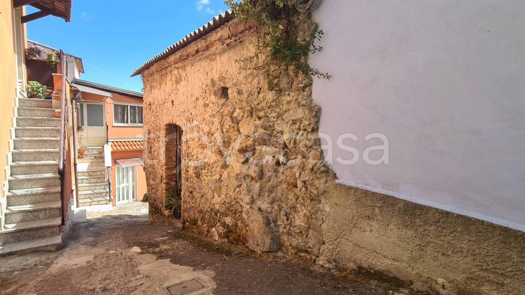 appartamento in vendita a Vibo Valentia in zona Vena Inferiore