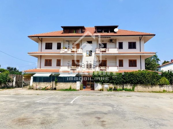 appartamento in vendita a Vibo Valentia in zona Porto Salvo