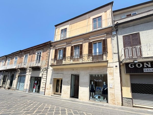 appartamento in vendita a Vibo Valentia in zona Centro Città