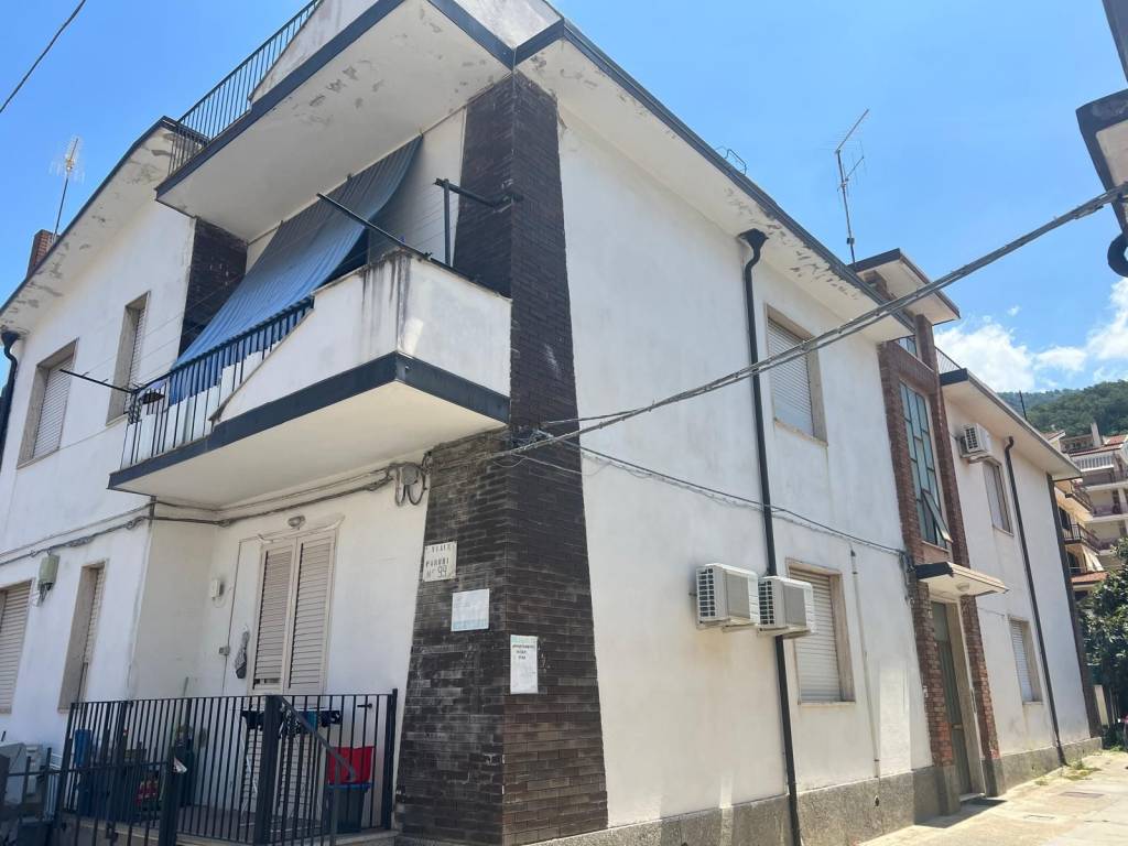 appartamento in vendita a Vibo Valentia in zona Vibo Marina