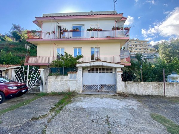 appartamento in vendita a Vibo Valentia in zona Centro Città