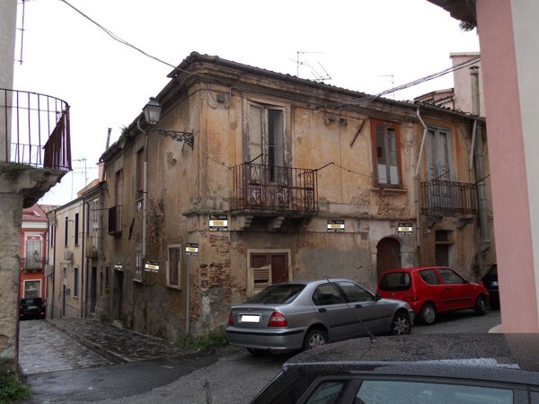 casa indipendente in vendita a Vibo Valentia in zona Centro Città