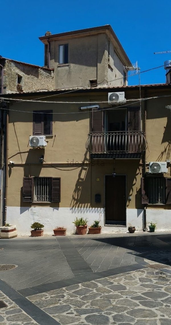 casa indipendente in vendita a Vibo Valentia