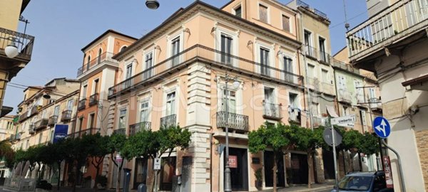 appartamento in vendita a Vibo Valentia in zona Centro Città