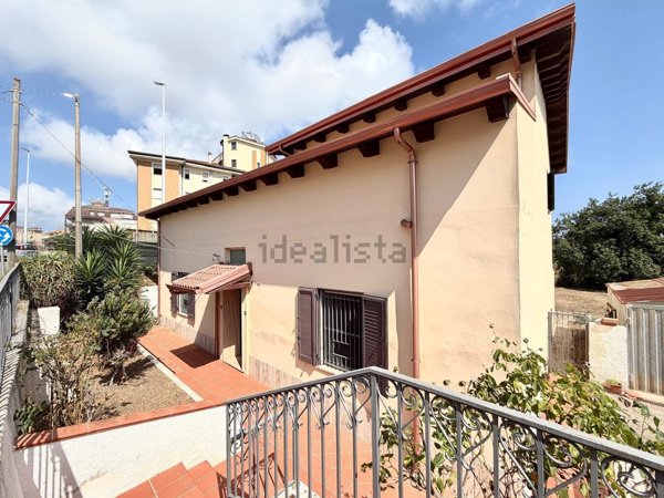 casa indipendente in vendita a Vibo Valentia in zona Centro Città