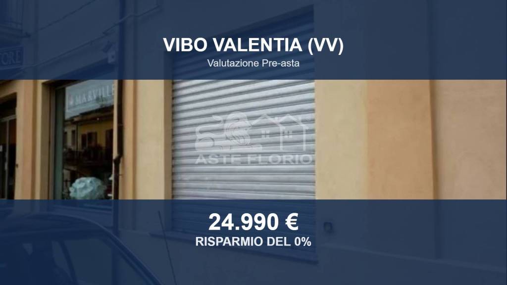 locale commerciale in vendita a Vibo Valentia in zona Centro Città