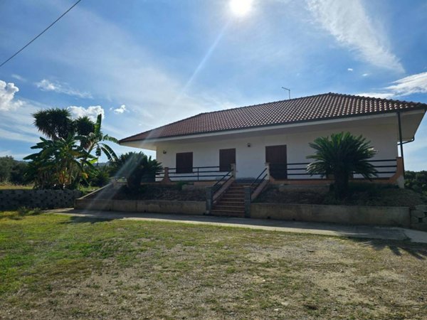 casa indipendente in vendita a Zambrone
