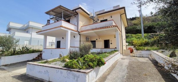 appartamento in vendita a Zambrone