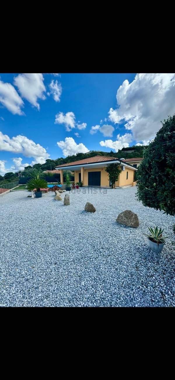 appartamento in vendita a Zambrone