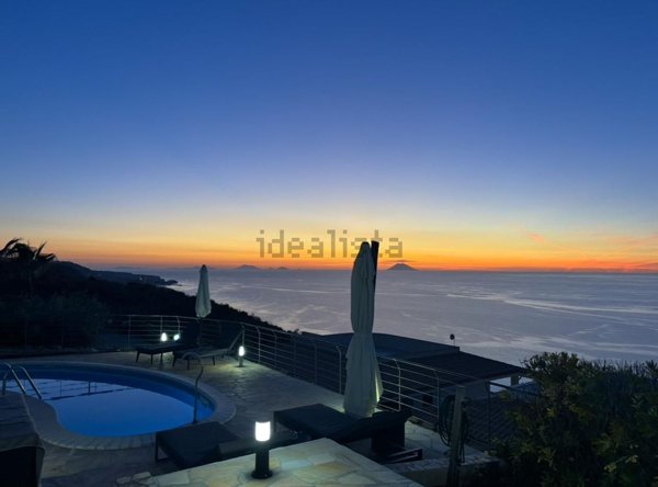 casa indipendente in vendita a Zambrone