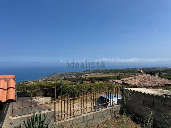 terreno edificabile in vendita a Zambrone