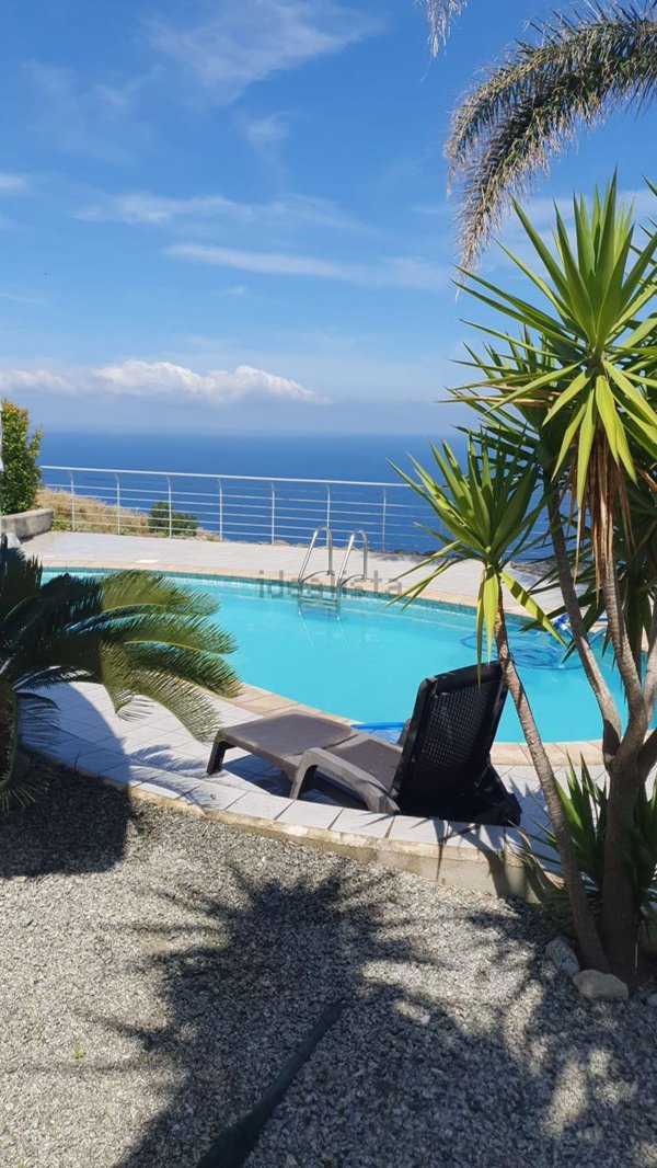 casa indipendente in vendita a Zambrone