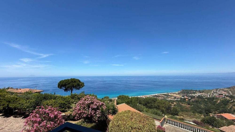casa indipendente in vendita a Zambrone