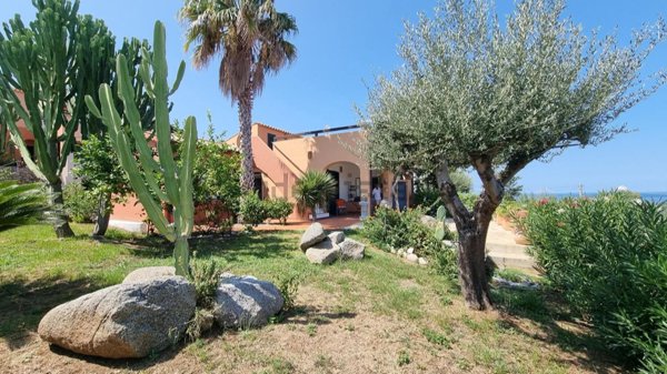 casa indipendente in vendita a Zambrone