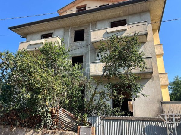 casa indipendente in vendita a Zungri