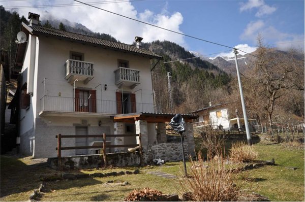casa indipendente in vendita ad Antrona Schieranco