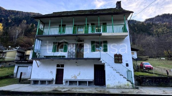 casa indipendente in vendita ad Antrona Schieranco