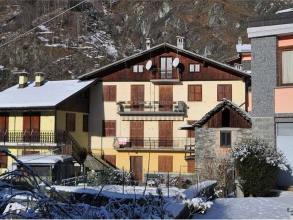 appartamento in vendita ad Antrona Schieranco