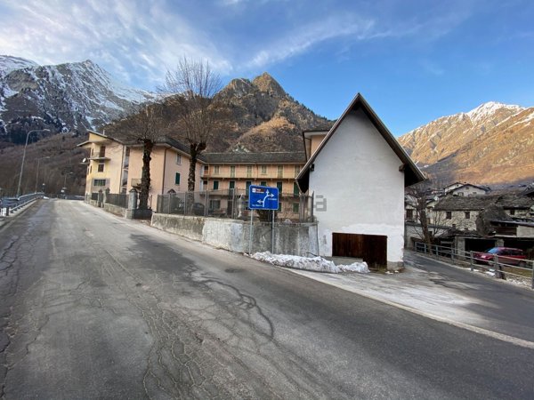 villa in vendita ad Antrona Schieranco