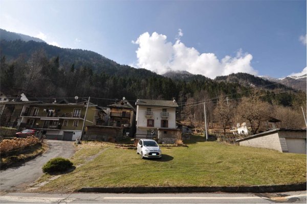 casa indipendente in vendita ad Antrona Schieranco