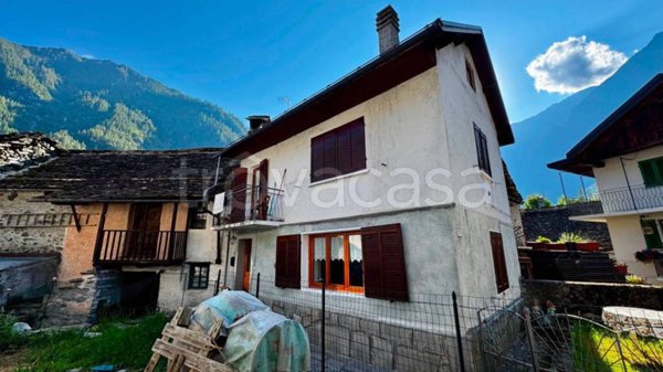 casa indipendente in vendita ad Antrona Schieranco