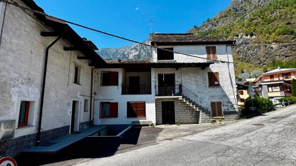 appartamento in vendita ad Antrona Schieranco