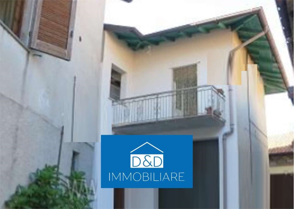 casa indipendente in vendita ad Arizzano