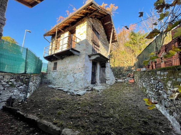 appartamento in vendita ad Arizzano
