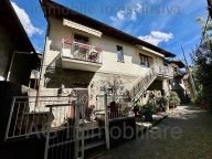 casa indipendente in vendita ad Arizzano