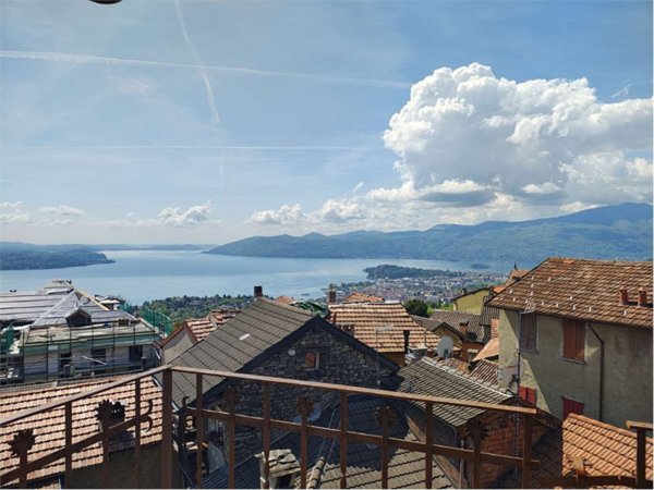 casa indipendente in vendita ad Arizzano