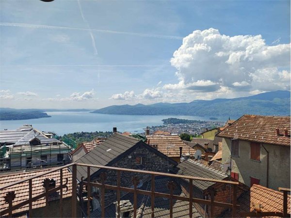 casa indipendente in vendita ad Arizzano