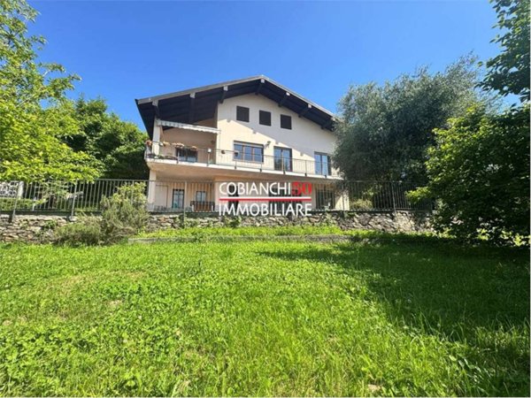 casa indipendente in vendita ad Arizzano