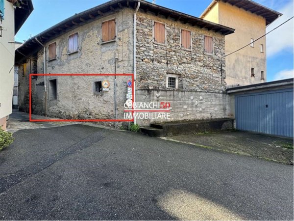 appartamento in vendita ad Arizzano