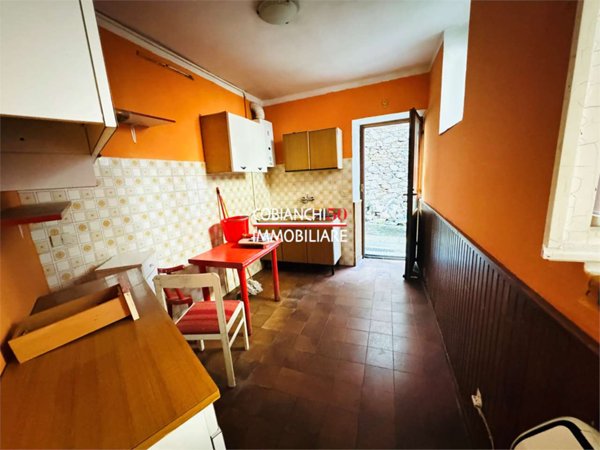 appartamento in vendita ad Arizzano