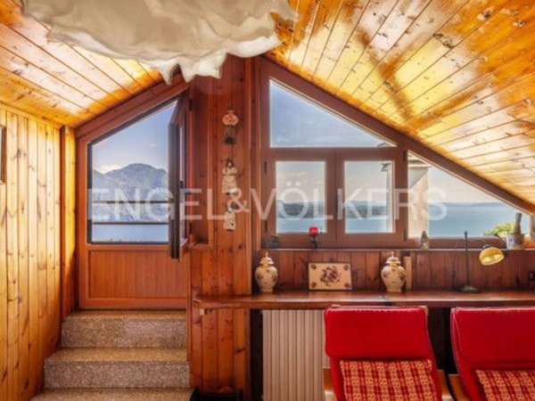 appartamento in vendita ad Arizzano