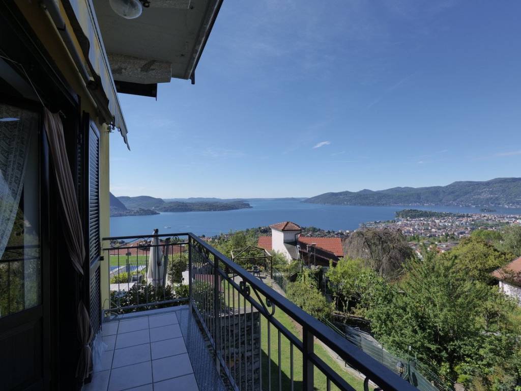 appartamento in vendita ad Arizzano