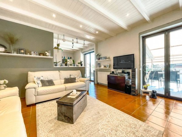 casa indipendente in vendita ad Arizzano