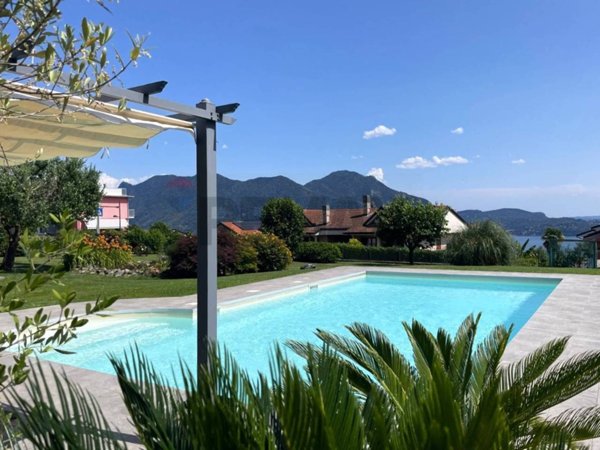 appartamento in vendita ad Arizzano