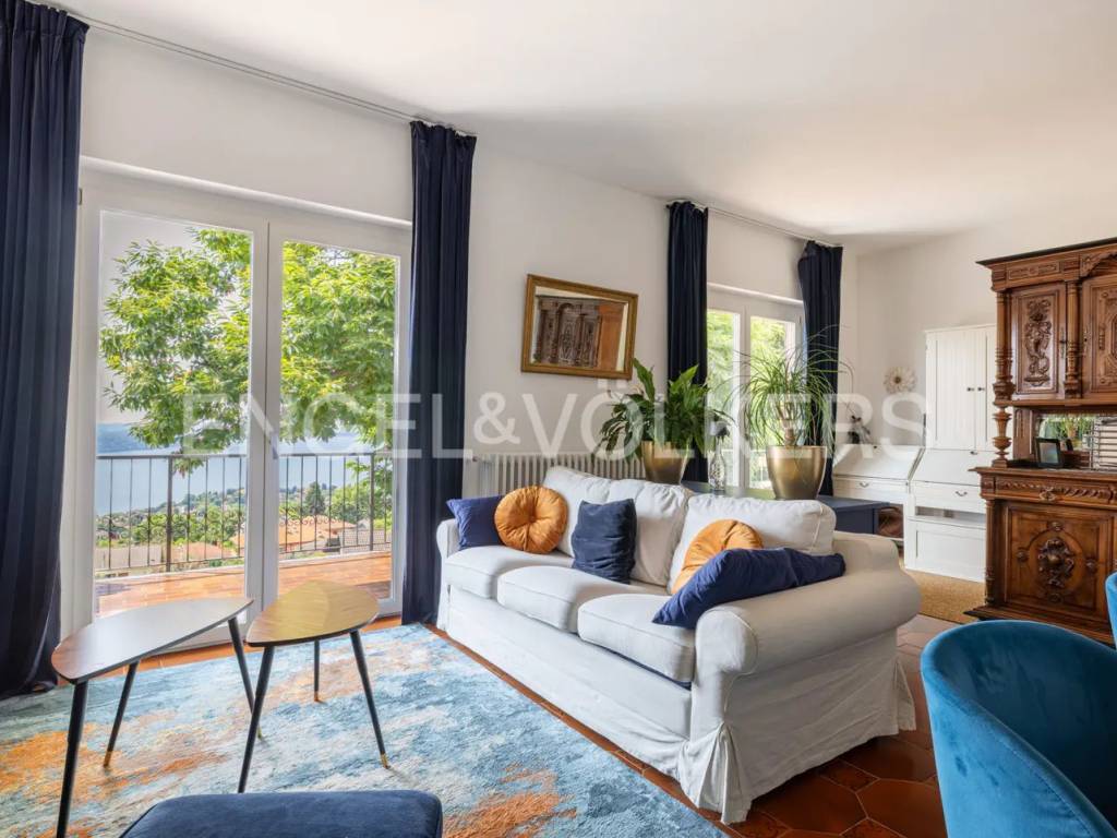 casa indipendente in vendita ad Arizzano