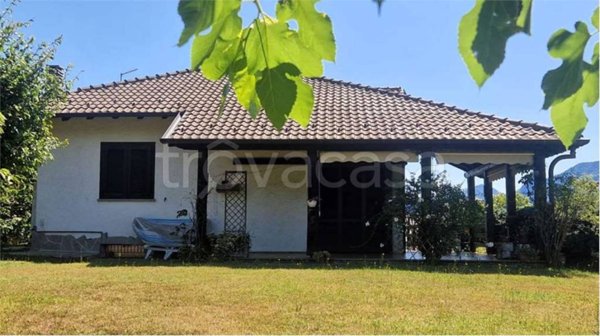 casa indipendente in vendita ad Arizzano