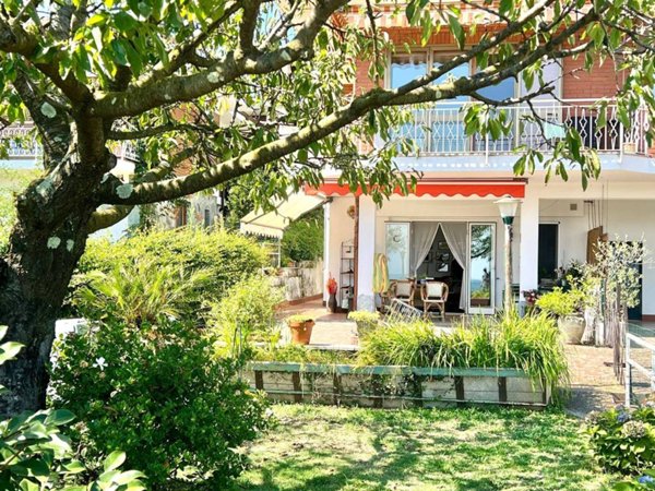 appartamento in vendita ad Arizzano