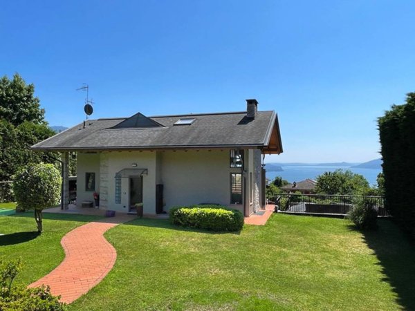 casa indipendente in vendita ad Arizzano