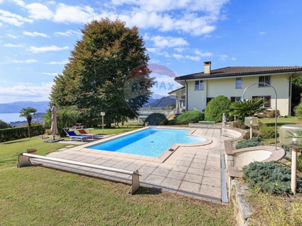casa indipendente in vendita ad Arizzano