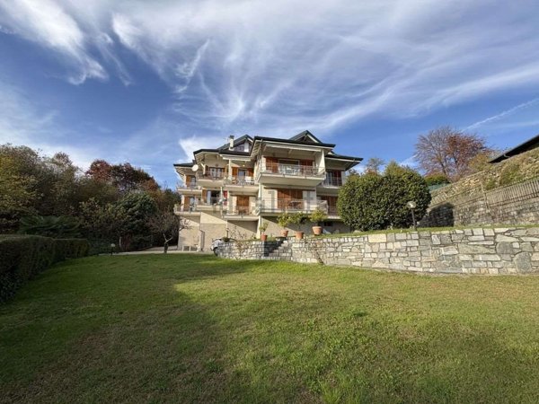 appartamento in vendita ad Arizzano